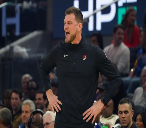 穆雷独揽,记三分,单日三分王,太阳城官网,太阳城品牌,太阳城精彩,太阳城