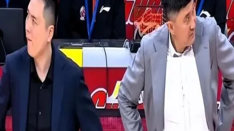 足总杯第3轮焦点战：热刺激战维拉，曼联挑战布莱顿，精彩对决不容错过！